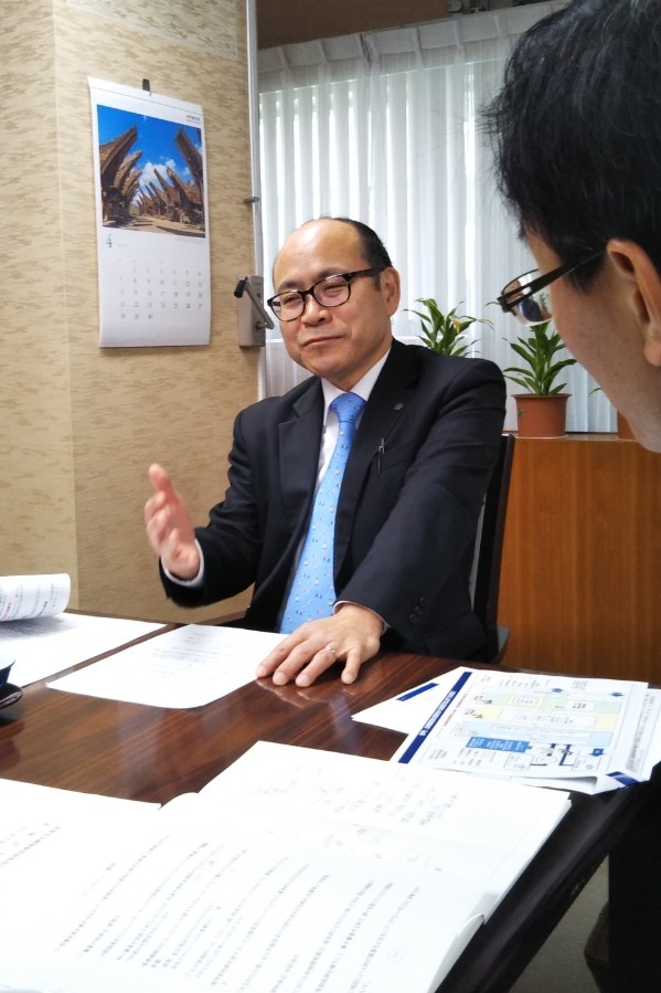 神田裕二氏