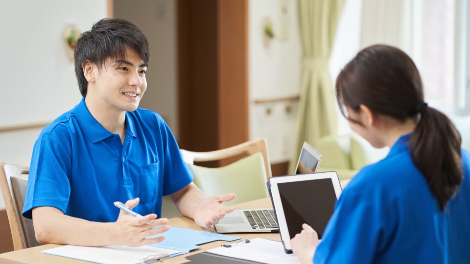 介護施設の稼働率向上事例「稼働率95％まで改善！営業体制の見直しとプロセスマネジメントの必要性」